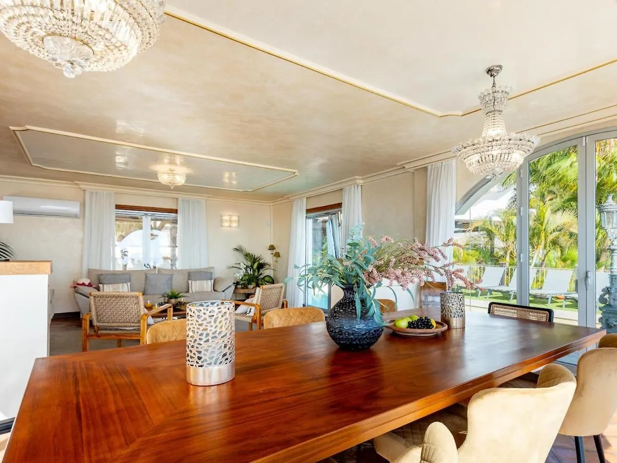 Amazing Villa Toscana アデヘ スペイン