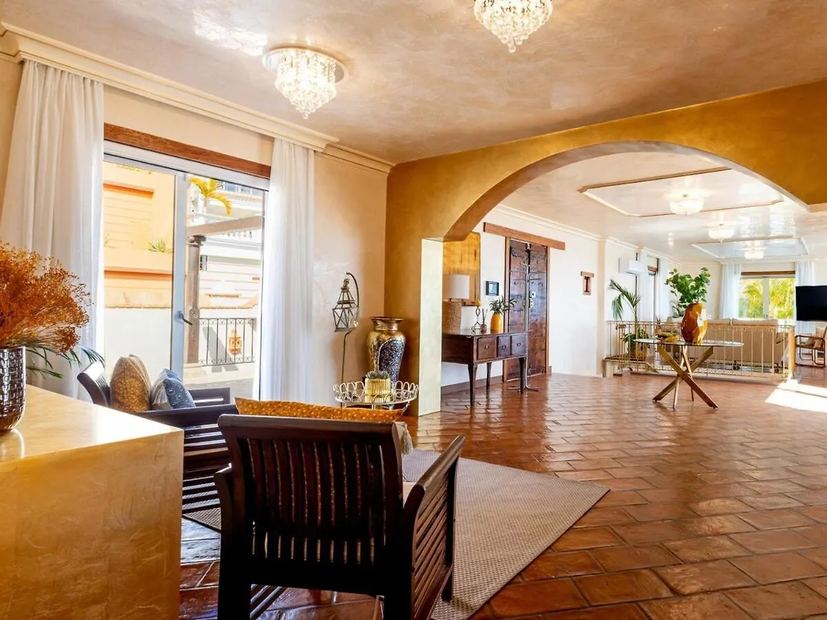 Amazing Villa Toscana Costa Adeje  Spagna