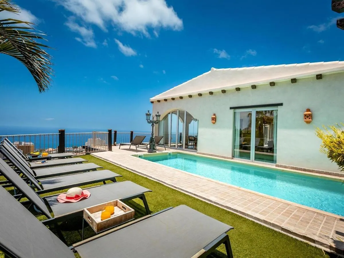 Amazing Villa Toscana アデヘ